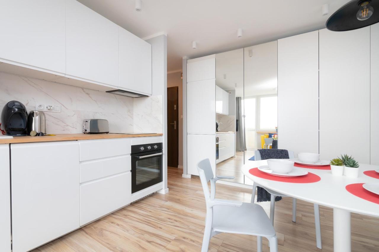 ורשה Beautiful 2 Rooms Flat With Balcony מראה חיצוני תמונה