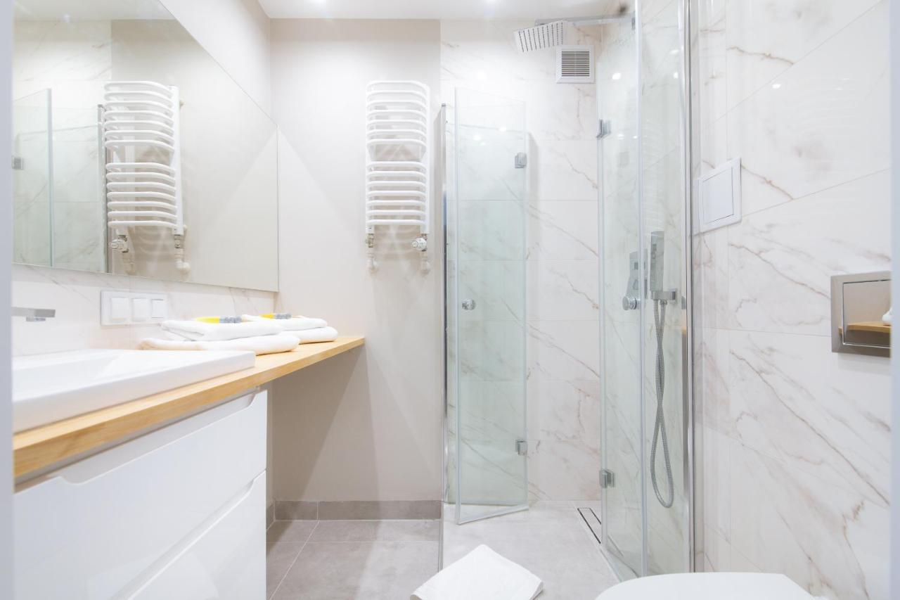 ורשה Beautiful 2 Rooms Flat With Balcony מראה חיצוני תמונה